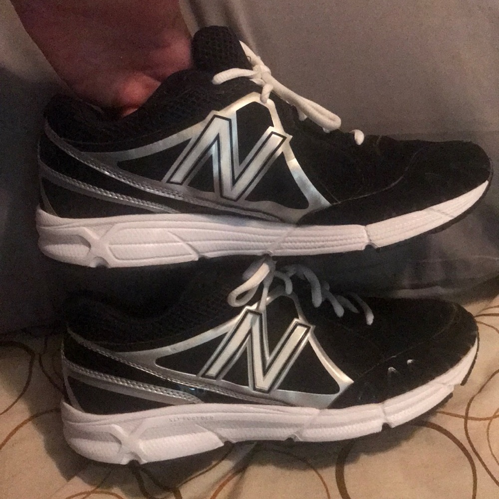 Men’s/ women’s New Balance turf shoes